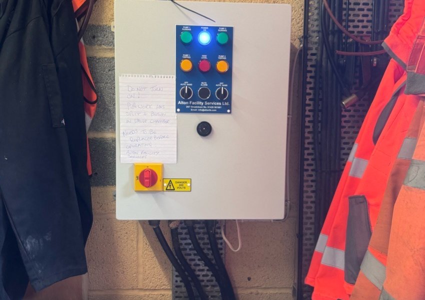 New 415V twin pump control panel installed for a pump station near Southampton
