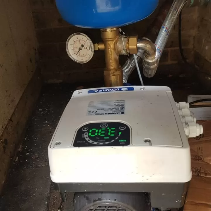 Lowara SMB10 booster pump with blue pressure vessel and pressure gauge
